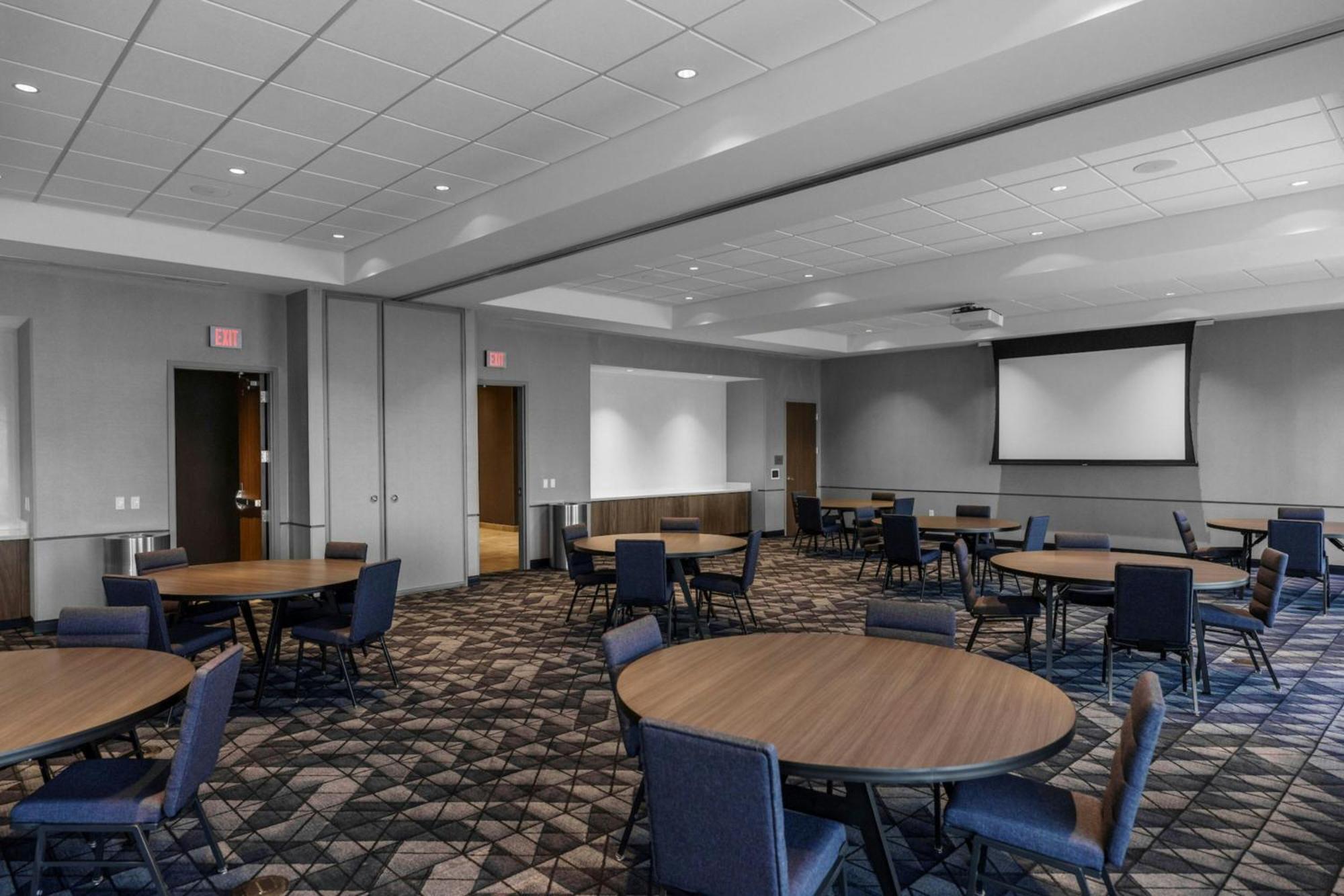 Courtyard By Marriott Indianapolis فِشرز المظهر الخارجي الصورة