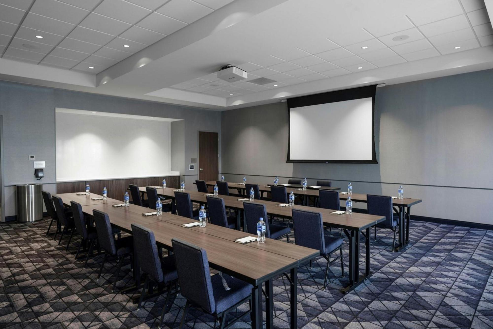 Courtyard By Marriott Indianapolis فِشرز المظهر الخارجي الصورة