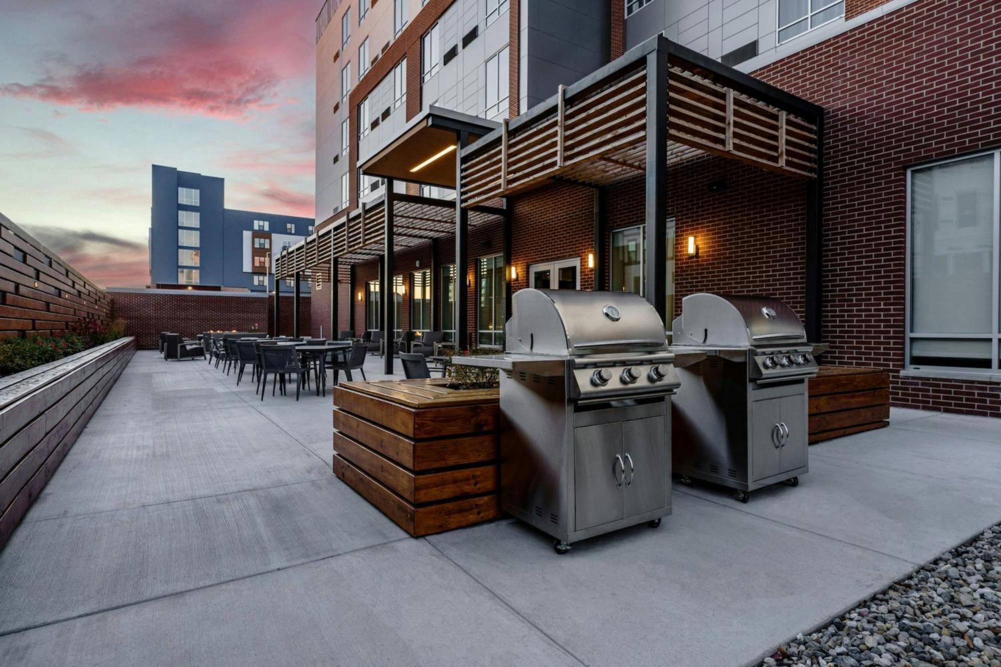 Courtyard By Marriott Indianapolis فِشرز المظهر الخارجي الصورة
