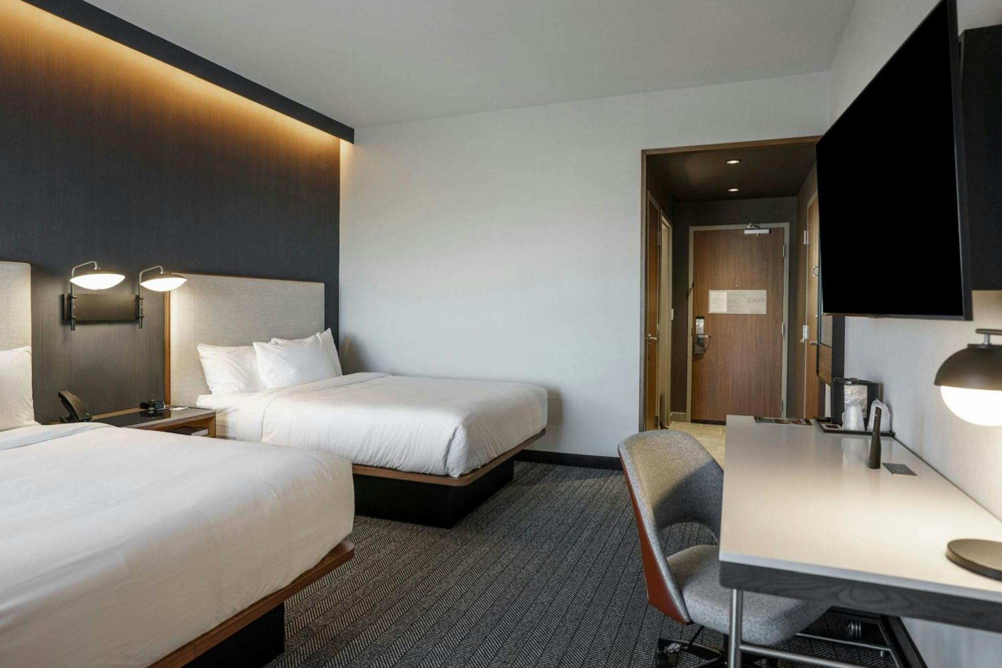 Courtyard By Marriott Indianapolis فِشرز المظهر الخارجي الصورة