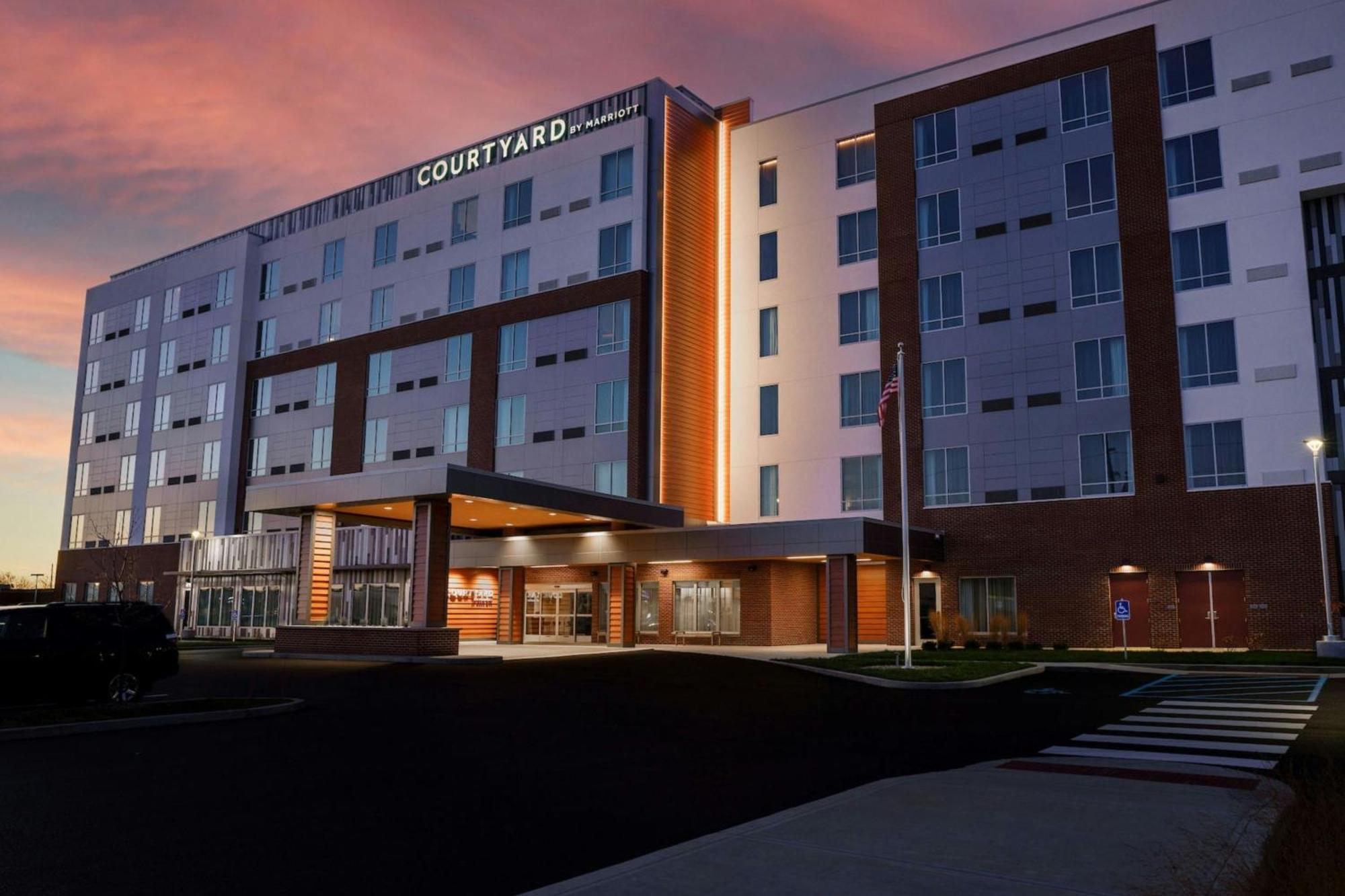 Courtyard By Marriott Indianapolis فِشرز المظهر الخارجي الصورة